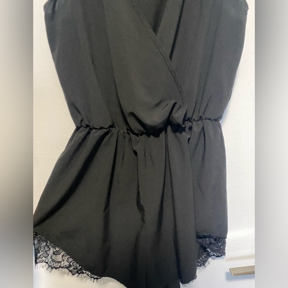 Tea n Rose Romper - Picture 4 of 8